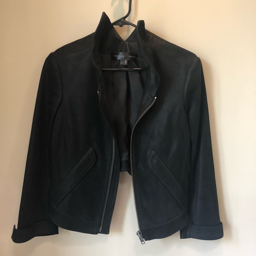 Cropped Thyskens’ Theory Leather Jacket